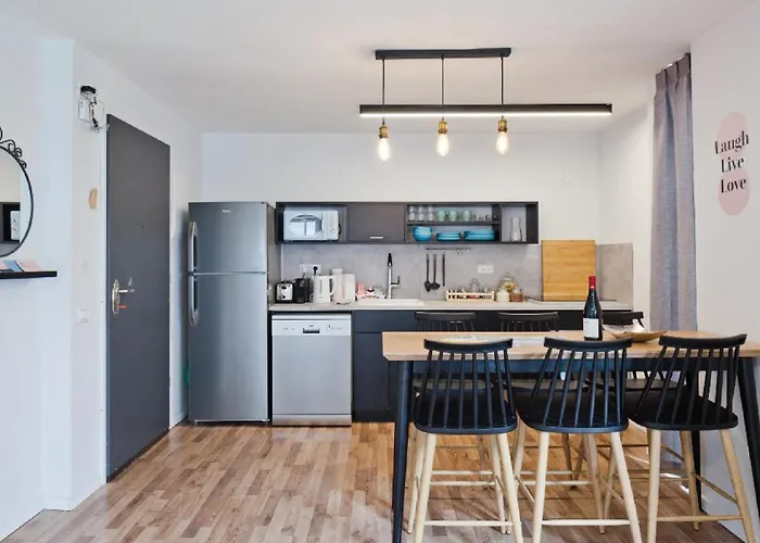 Sansa Urban Residence